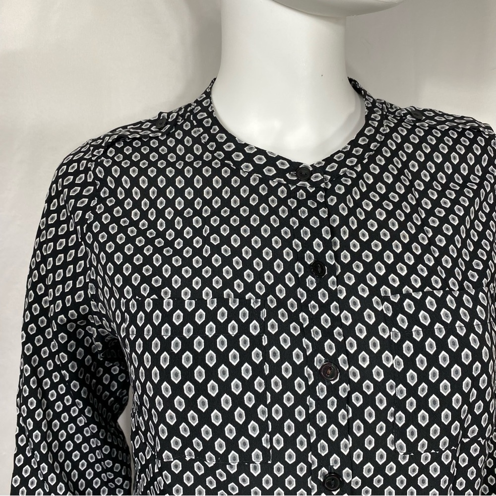 Express Diamond Pattern Black & Gray Design Long Sleeve Collarless Button Down - Picture 6 of 6